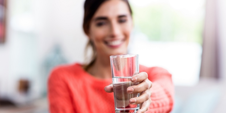 Drinking Alkaline Water