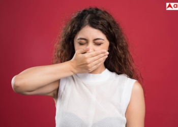 Dont Ignore Frequent Mouth Ulcers They May Be a Sign of a Serious Disease Mouth Ulcers: मुंह में बार-बार हो रहे हैं छाले तो हल्के में लेने की न करें गलती, हो सकती है ये बड़ी बीमारी