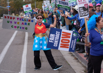 31,000 Kaiser Permanente Nurses and Other Workers Strike for Better Wages, Staffing
