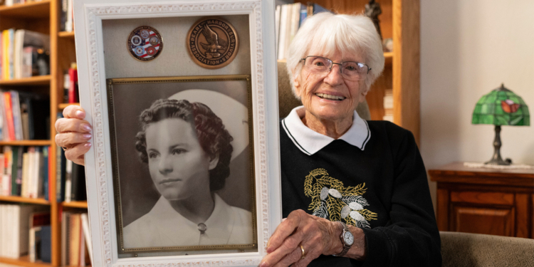 WWII Nurses Who Saved Lives Deserve Congressional Honor, Lawmakers Say
