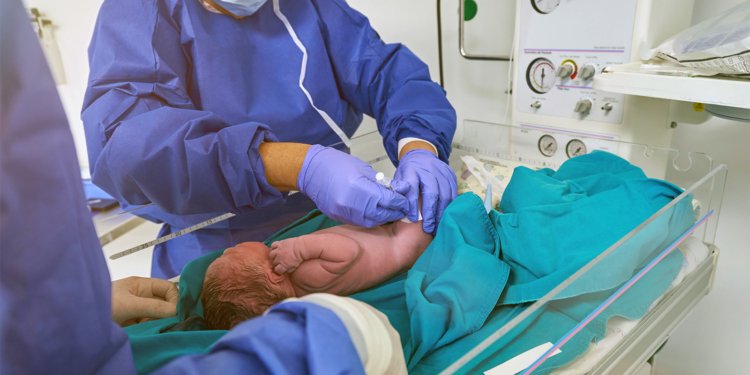 CDC Panel Drops Recommendation That All Babies Get Hep B Shot at Birth