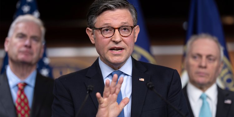 Four Republicans Defy House Speaker to Force Vote on Extending ACA Subsidies