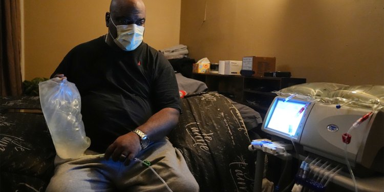 To Find Living Donors for Kidney Transplants, Pilot Program Turns to Social Networks