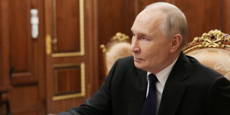 Putin wishes Russians victory in Ukraine in New Year speech