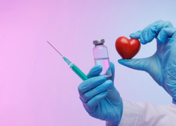 Stanford scientists uncover why mRNA COVID vaccines can trigger heart inflammation