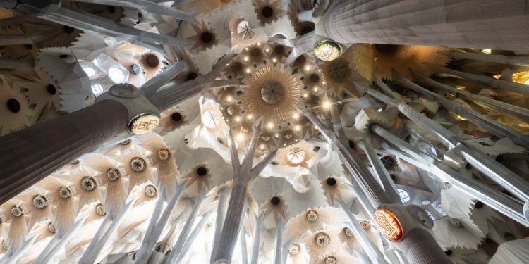 Barcelona's Sagrada Familia nears new peak with record-breaking tower