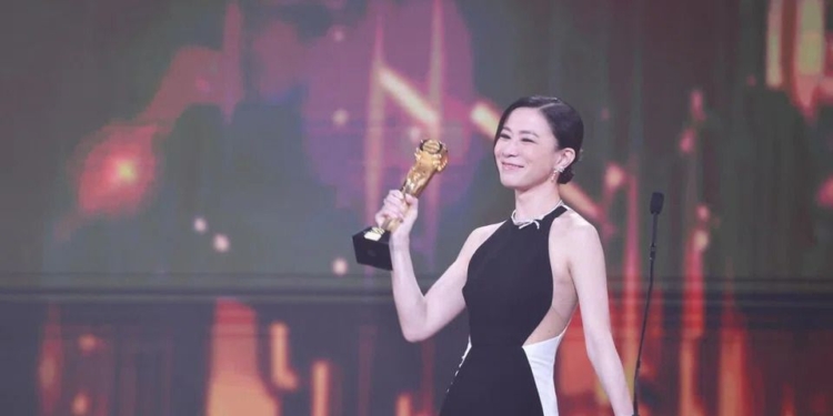 Charmaine Sheh wins Best Actress for the fourth time at TVB Anniversary Awards