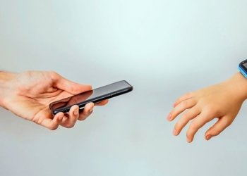 Smartwatch helps defuse severe tantrums 