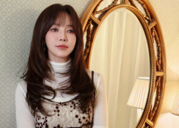 TV host Patty Hou, 48, stuns netizens with ageless looks