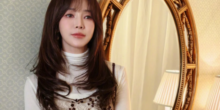 TV host Patty Hou, 48, stuns netizens with ageless looks