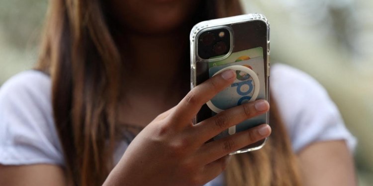 UK, France mull social media bans for youth as debate rages