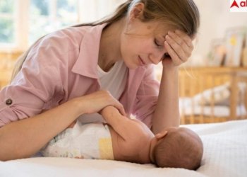 न्यूबॉर्न बेबी में भी होती है कब्ज की शिकायत, जानें इन्हें पहचानने के तरीके