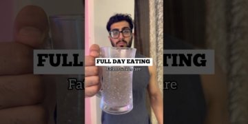 FULL DAY EATING✅ #diet #skincare #fatloss #work #nutritionist #fitnesscoach #fitness #shorts