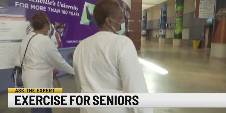 Ways seniors can benefit from walking