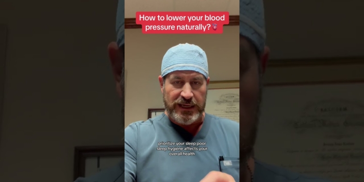 How to lower your blood pressure naturally #doctor #surgeon #hearthealth #heartattack #fypツ
