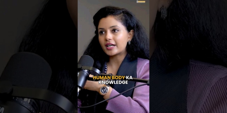 What Is Health Coaching #shivangidesaireels #wellnesstips #ytshorts