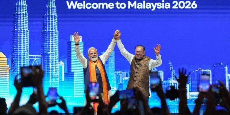India's Modi visits Malaysia to boost trade, security ties