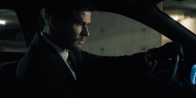 Chris Hemsworth channels F1 training from