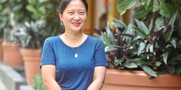 Cosy Malaysian novel offers a heartwarming exploration of family traditions