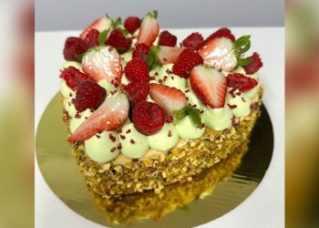 'Dessert Prince' shares recipe for Valentine heart-shaped Pistachio Cake