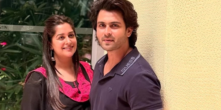 Liver cancer patient Dipika Kakar with husband Shoaib