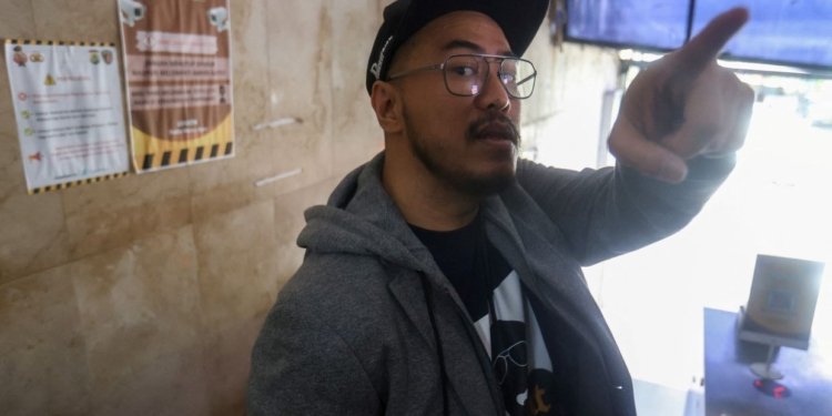 Indonesian comedian summoned by police over Netflix show