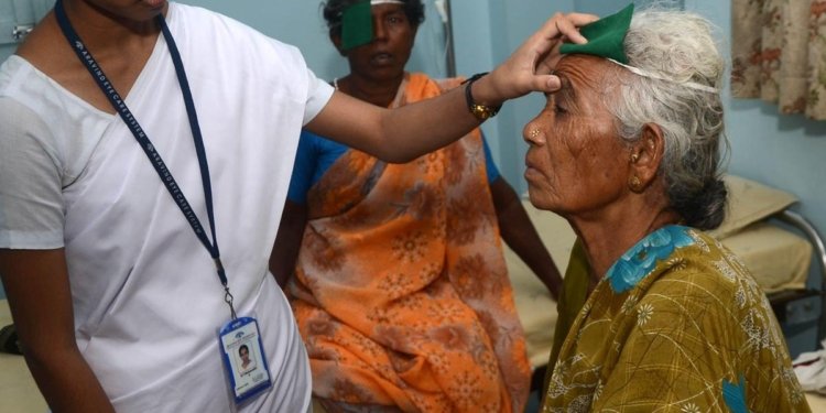 One in two people facing cataract blindness need access to surgery: Lancet study