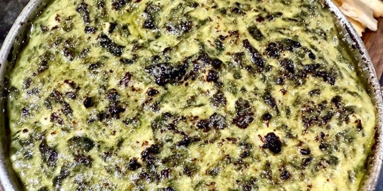 Spinach dip for healthy snacking