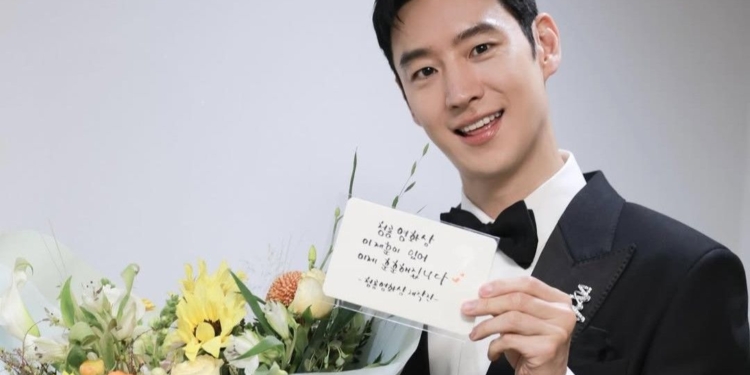 'Taxi Driver' star Lee Je-hoon to meet fans in KL on April 11