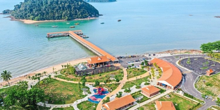 Time to visit Johor, from one district to another