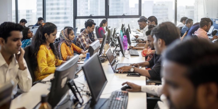 What a 12-hour work day can do to your metabolic, mental and reproductive health