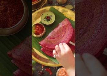 Oats Masoor Dal Dosa - Made with lentils, oats and the goodness of beetroot #dosa #cheela #oats