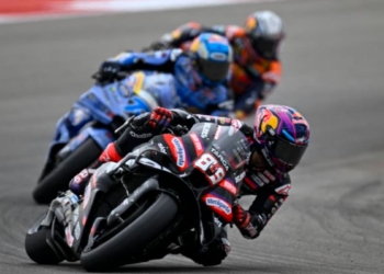Aprilia Racing's Martin wins US MotoGP sprint, Bezzecchi crashes