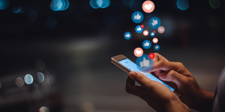 45% Kashmir students up to Class 12 report sub-optimal mental wellbeing due to social media: study