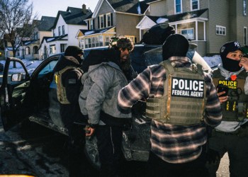 As ICE Moved In, Minnesotans Set Up a Shadow Medical System