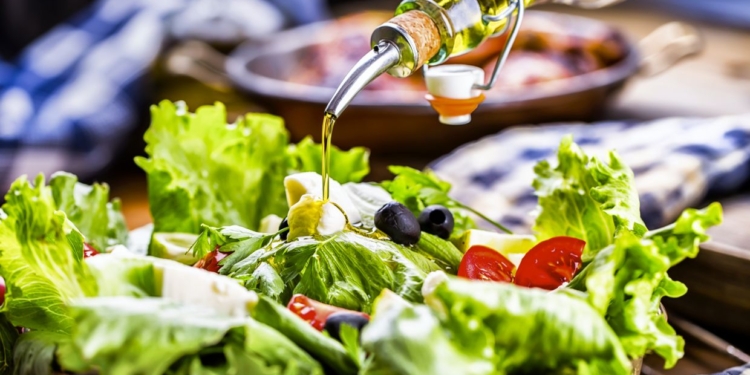 Best diet for your heart: Low carb or low fat?