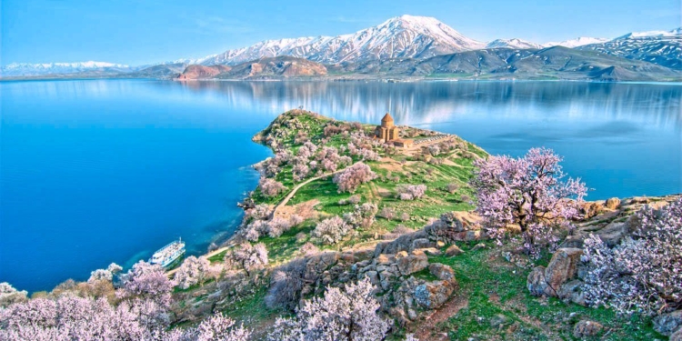 Conflicts slows tourism in Turkiye's border city