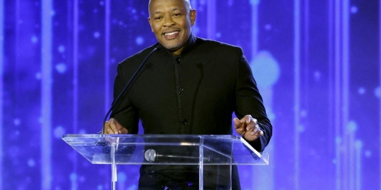 Dr. Dre is 6th musician to become billionaire