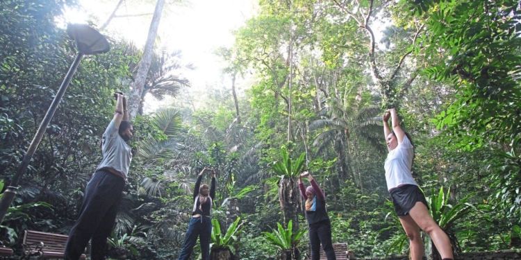 Forget about the '5AM club' if you're not a natural early bird