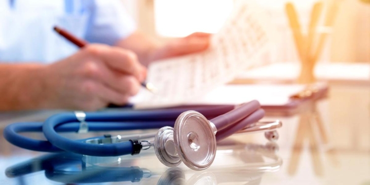 Govt to rope in Telangana doctors settled abroad to treat patients