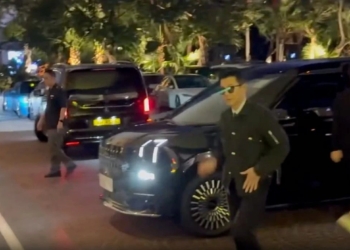 Louis Koo allegedly struck by laser pointer at awards show; fans demand action