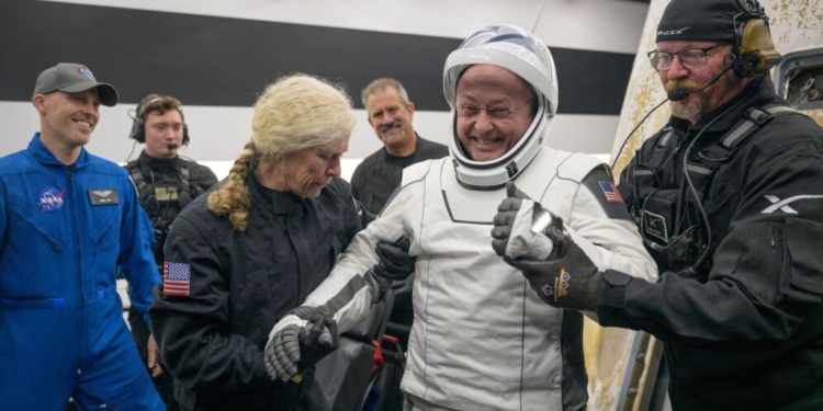 NASA astronaut Mike Fincke suddenly couldn't speak in space. His medical scare remains a mystery