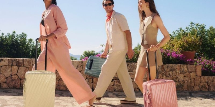Premium luggage brand launches &acirc;Mediterranean Escape&acirc; line
