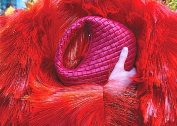 Signature bags, modern twist: Luxury designs that define iconic style