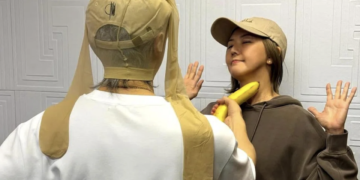 Stefanie Sun and Stephen Chow in rare photo together