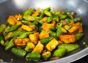 This simple vegetarian dish combines Tokwa and Okra