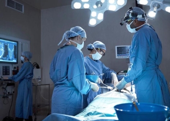 Trauma patients recover faster when medical teams know each other well, new study finds