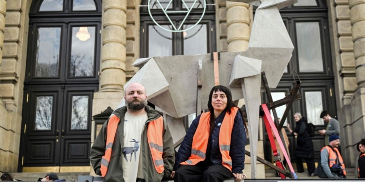 Ukraine's 'Origami Deer' sculpture rescued from frontline tours Europe