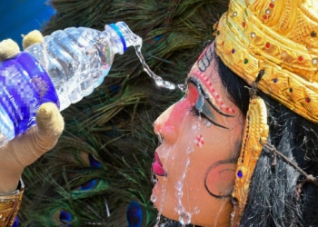 When art wilts under the sun