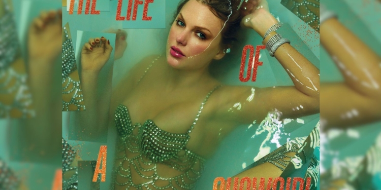 Woman sues Taylor Swift over